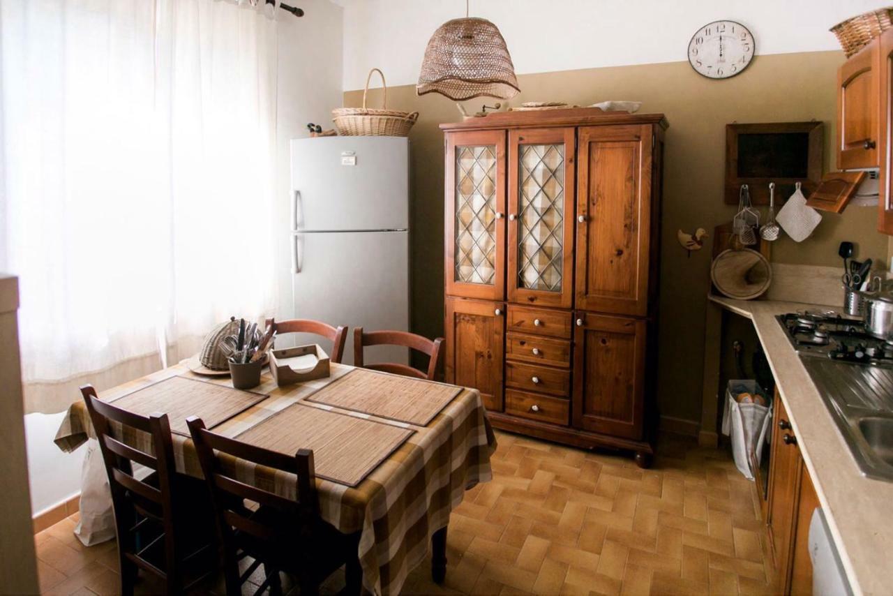 Villa Degli Olmi Allumiere Eksteriør bilde