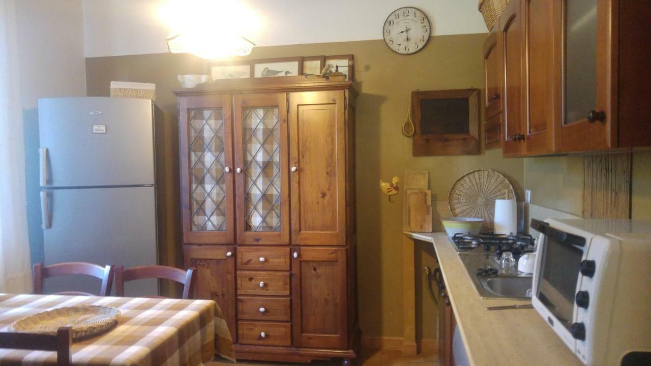Villa Degli Olmi Allumiere Eksteriør bilde