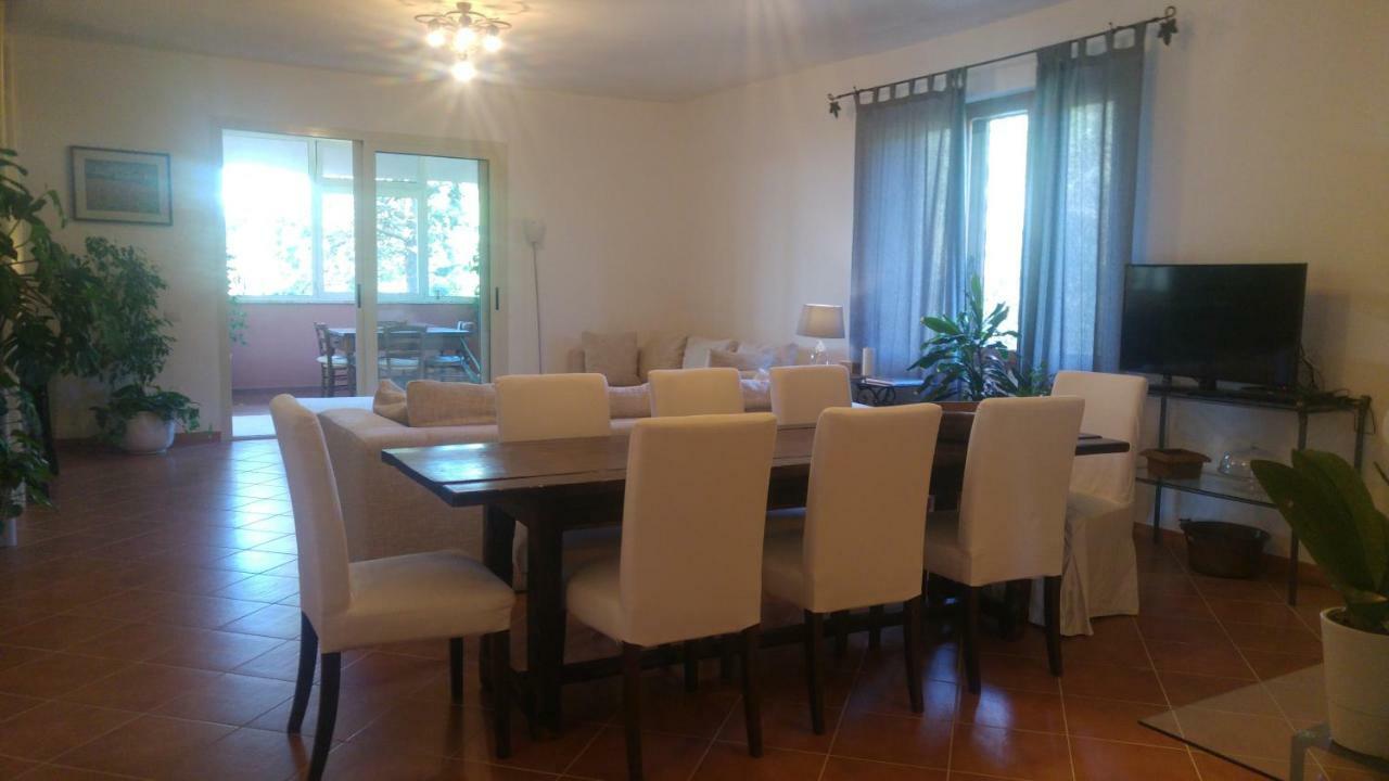 Villa Degli Olmi Allumiere Eksteriør bilde
