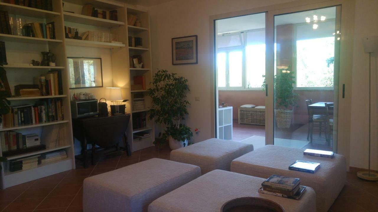 Villa Degli Olmi Allumiere Eksteriør bilde